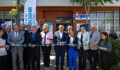 Malatya'da gençler ve kadınlar için dijital kariyer dönemi başladı