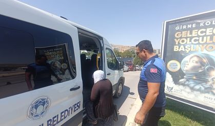 Hastane önündeki dilenciler, zabıtadan kaçamadılar: dışarıdan geldiler, eli boş döndüler!