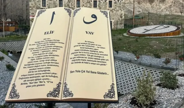 Van’daki Horhor Medresesi Camii restorasyonun ardından yeniden açıldı