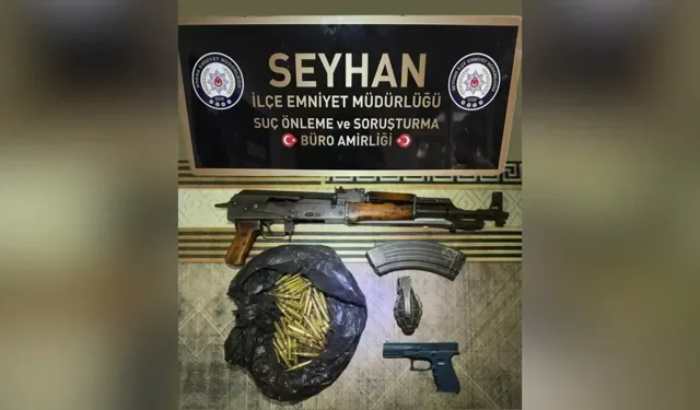 Adana’da cephanelik gibi ev: Uzun namlulu tüfek ve el bombası bulundu
