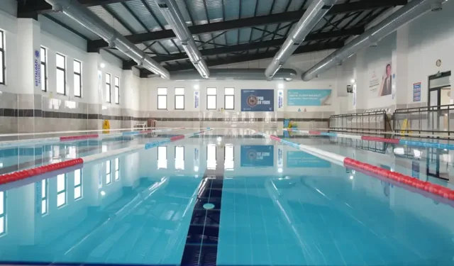 Göztepe Yarı Olimpik Yüzme Havuzu’nda yeni dönem başladı