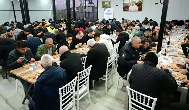 Battalgazi Belediyesi iftarı restoranda veriyor