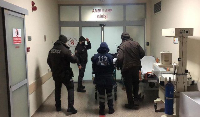 Battalgazi’de bıçaklı kavga: 2 kişi yaralandı