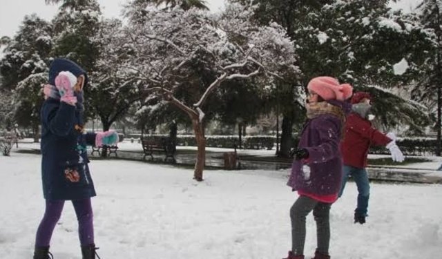 Yeşilyurt’ta 7 mahallede okullar tatil edildi