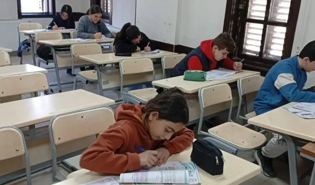 Öğrencilere yönelik izleme ve değerlendirme sınavı gerçekleştirildi