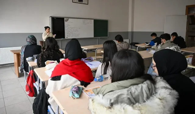 Malatya Büyükşehir’den YKS adaylarına ücretsiz ve nitelikli eğitim desteği