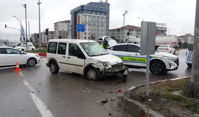 Malatya-Ankara Yolu’nda trafik kazası: 2 yaralı