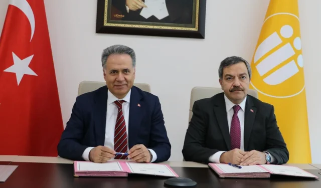 Malatya'da iki üniversite arasında iş birliği protokolü