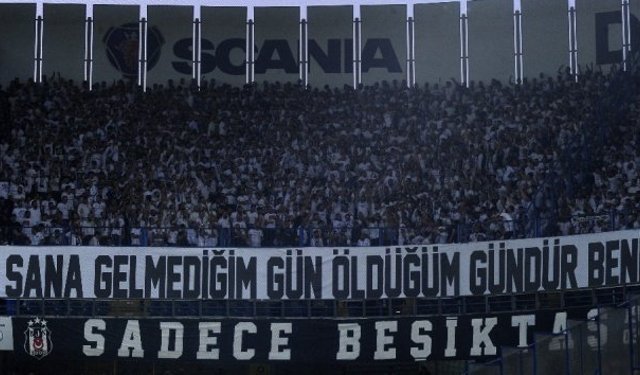 Türk futbolunun en iyi taraftarları açıklandı! Sürpriz Anadolu takımları listeyi salladı