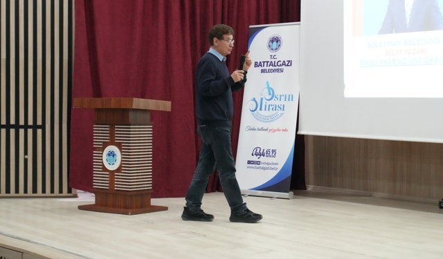 Sınav kazandıran stratejiler: Bonus Hoca Battalgazi’de açıkladı