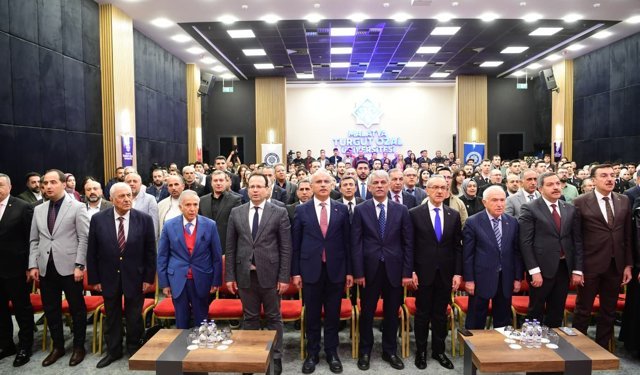 Cemil Çiçek Malatya'da açıkladı: "Benim siyaseten doğum yerim burası!