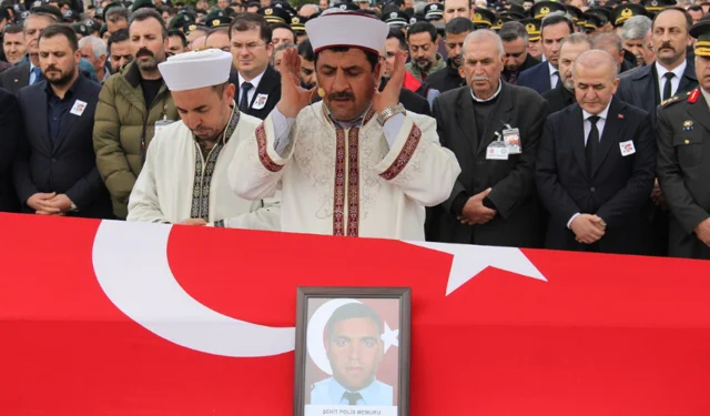 Genç polisten acı haber! Son yolcuğuna uğurlandı