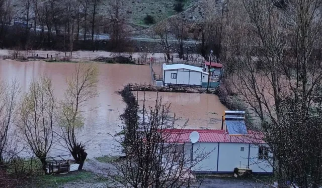 Sivas’ta evler ve tarım arazileri sular altında