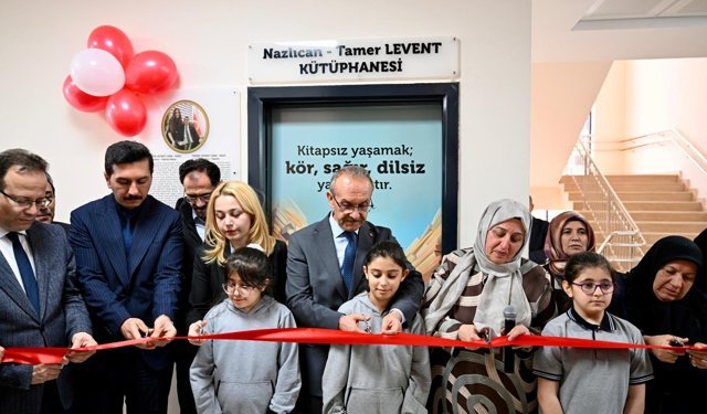 Malatya'da duygu dolu açılış: Deprem şehitlerinin ismi kütüphanede yaşayacak!