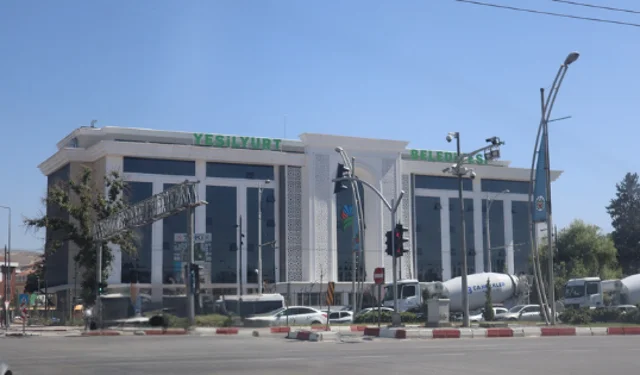 Yeşilyurt Belediyesi’nde personel sayısı şaşırttı: 889 kişi!