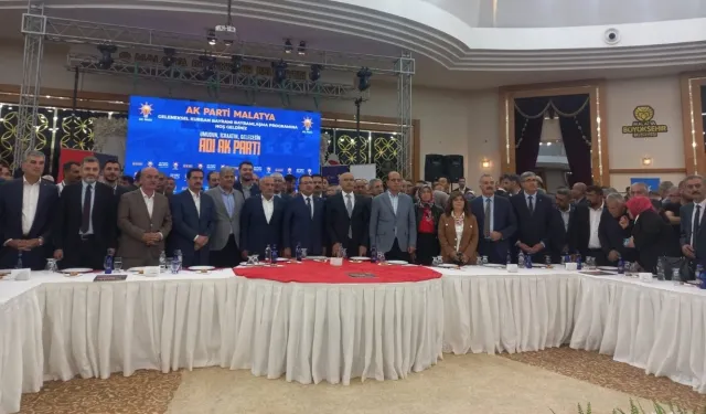 AK Parti’nin bayramlaşma töreninde seçim mesajı! “Malatya tekrar ilk üçte yer alacak”