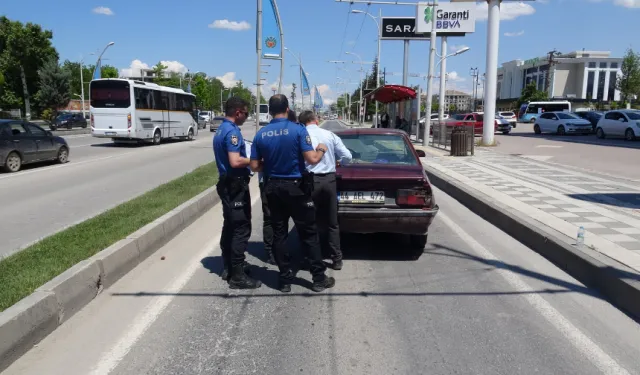 Malatya’da yolcu otobüsü ile otomobil çarpıştı: 5 yaralı var