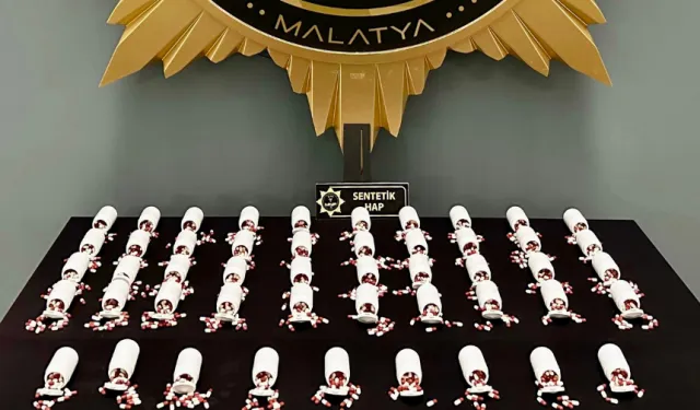 MAŞTİ’de zehir sevkiyatına büyük darbe: Yolcu değil, hap deposu çıktı!