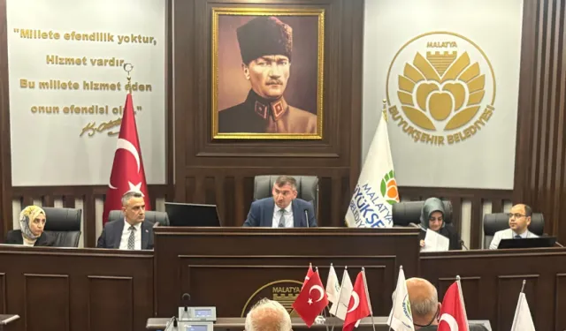 Yeşilyurt’a gizli bütçe dopingi: Büyükşehir Meclisinde milyarlar havada uçuştu!
