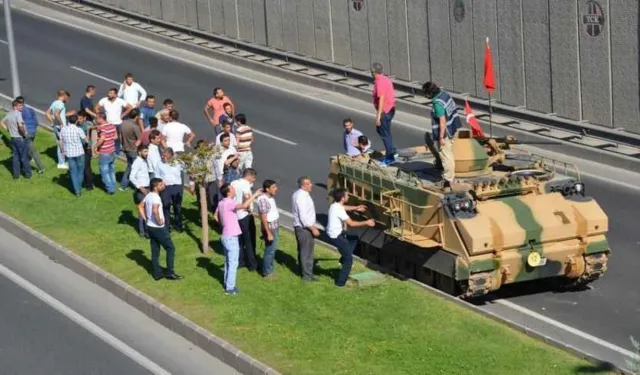 15 Temmuz resmi tatil mi, hangi güne denk geliyor? 2026 15 Temmuz kaç gün tatil, yarım gün mü? İşte kamu ve özel sektör