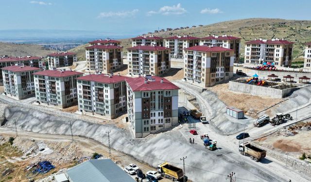 Malatya Yeşilyurt'ta o mahalle için tarih verildi: TOKİ konutlarında Temmuz ortası yaşam başlıyor!