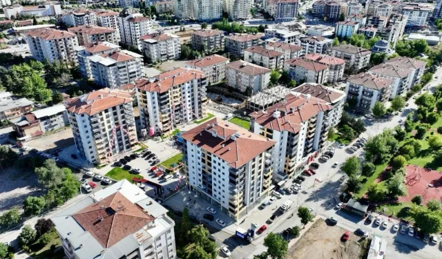 Malatya’da 176 konut ve 14 dükkânın anahtarı teslim edildi