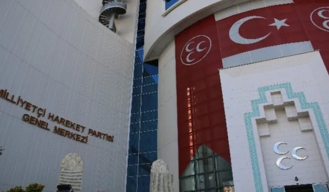 MHP o ilde tüm teşkilatı feshetti