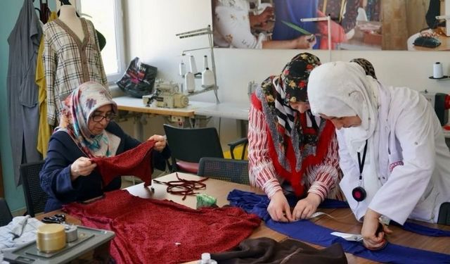 Yeşilyurt Mesleki Eğitim ve Yaşam Merkezi’nde kurslar sürüyor