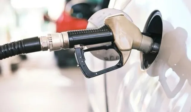 Benzine bu gece zam geliyor! Yeni akaryakıt tarifesi belli oldu