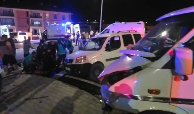 İkizce’de feci trafik kazası: 9 yaralı