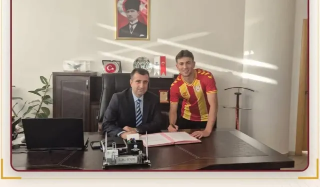 Malatya Yeşilyurt Spor'dan orta sahaya genç takviye: Ahmet Yağız Mengi imzayı attı!
