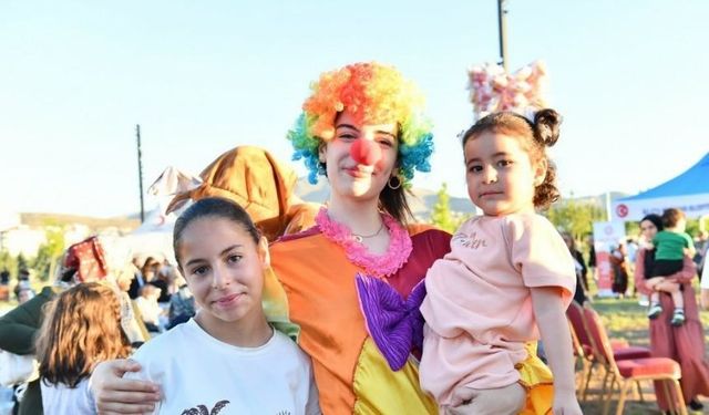Malatya Yeşilyurt'ta koruyucu aile şenliği düzenlendi
