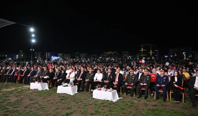 Malatya’da 15 Temmuz coşkusu: “Hiçbir güç bu millete diz çöktüremez!”