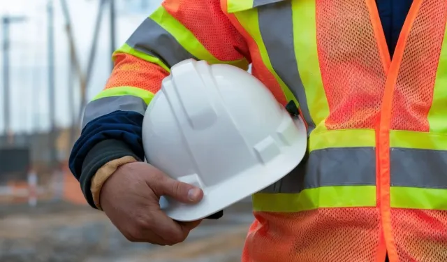 2025 yılının en çok hasta eden meslekleri belli oldu: Zirvede yatılı bakım hizmetleri var