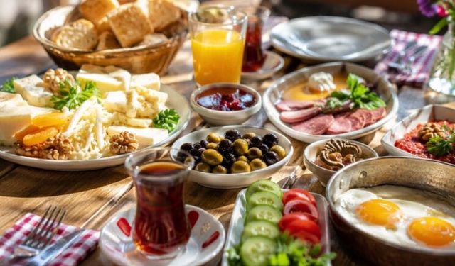 Ne yulaf ne de yumurta: Kahvaltının en sağlıklı besini belli oldu!