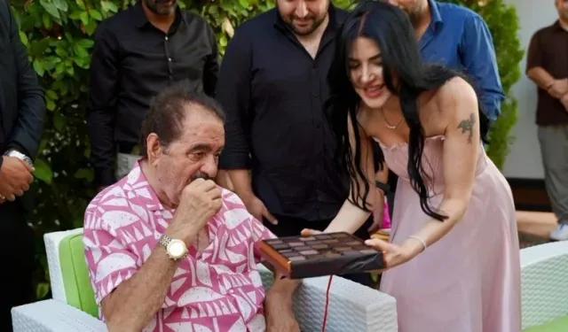 İbrahim Tatlıses'ten manevi kızına anlamlı hediye