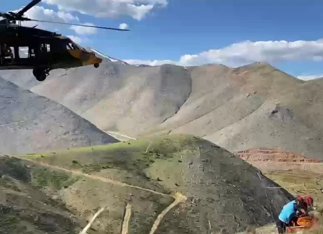 Dağ başında can pazarı! Askeri helikopter Malatya’ya uçtu