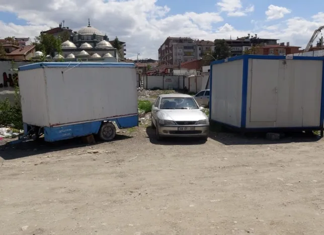 Malatya’da konteynerde acı son: Doktorlar ölümünü şüpheli buldu