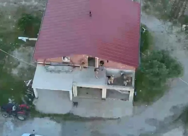 JASAT Malatya’da 8 eve baskın yaptı: Firariler ve cephanelikleri ortaya çıktı!