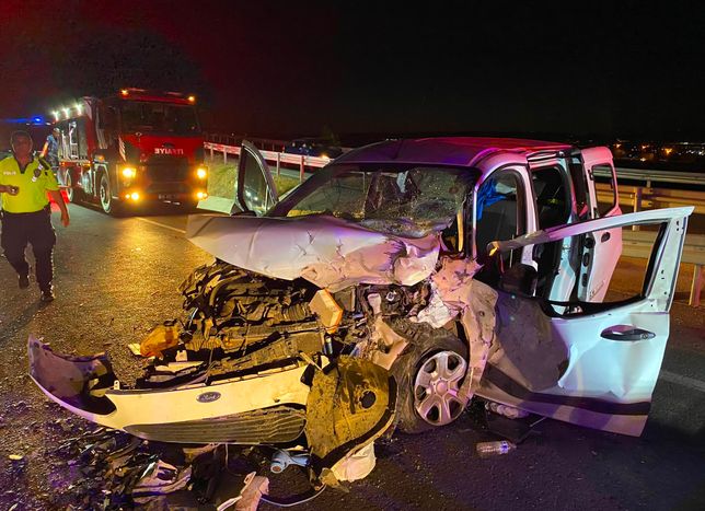 Yol tek şeride düştü, facia geliyorum dedi! Malatya’da iki araç birbirine girdi: Yaralılar var