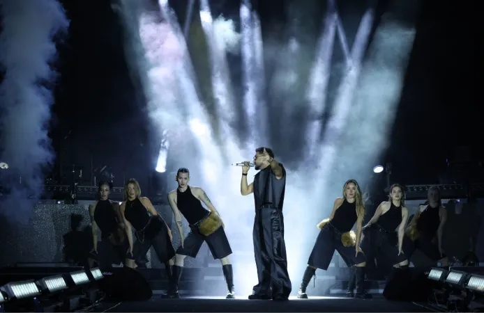 Sefo konserinde adım atacak yer yoktu! Malatya’da büyük final bugün