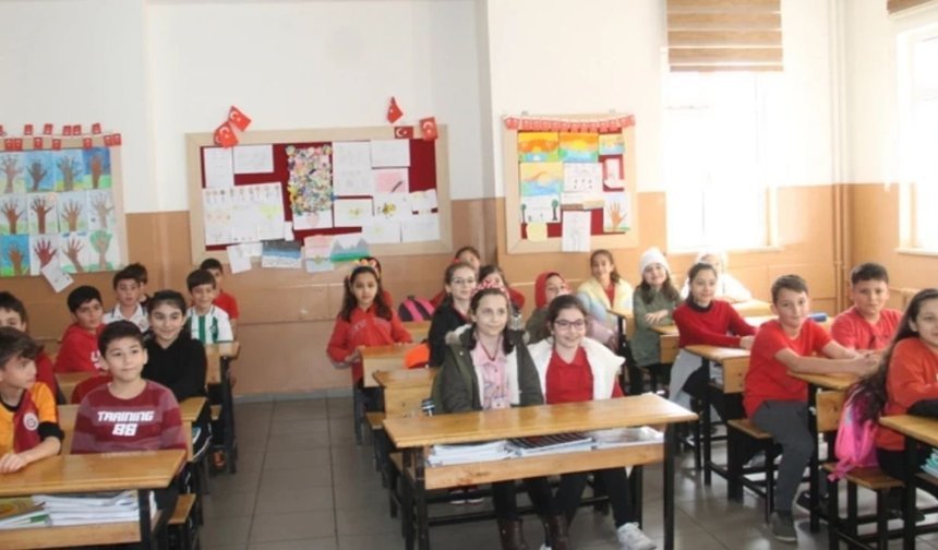 Milyonlarca öğrenci için geri sayım başladı! Yaz tatili tarihi belli oldu