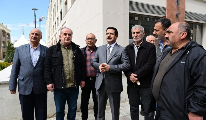 Akpınar Çarşısı’nda büyük gün: Esnafa "Pırıl pırıl" teslimat!