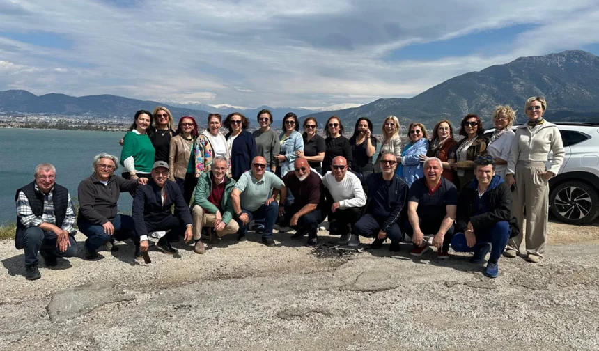 Malatya Lisesi’nin ilk mezunları 40 yıl sonra Fethiye’de buluştu