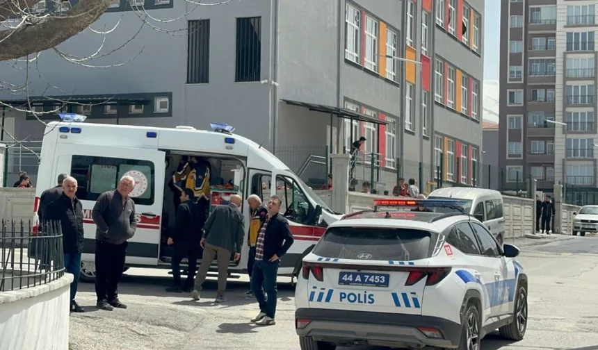 Malatya’da lise öğrencileri bıçaklandı