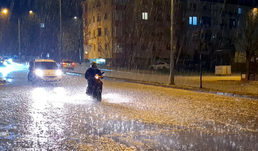 Vali Seddar Yavuz'dan Malatya için acil uyarı! O saate dikkat: Sakın tedbir almadan çıkmayın!