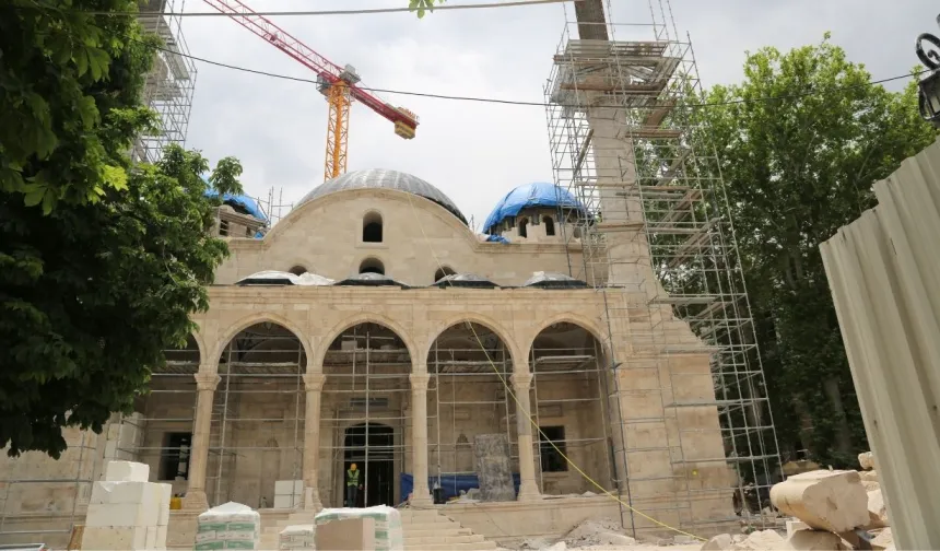Abdülhamid’in mirası Teze Cami ne zaman ibadete açılıyor?