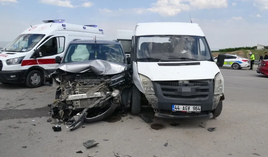 Malatya’da can pazarı! 2’si çocuk 8 yaralı hastaneye kaldırıldı