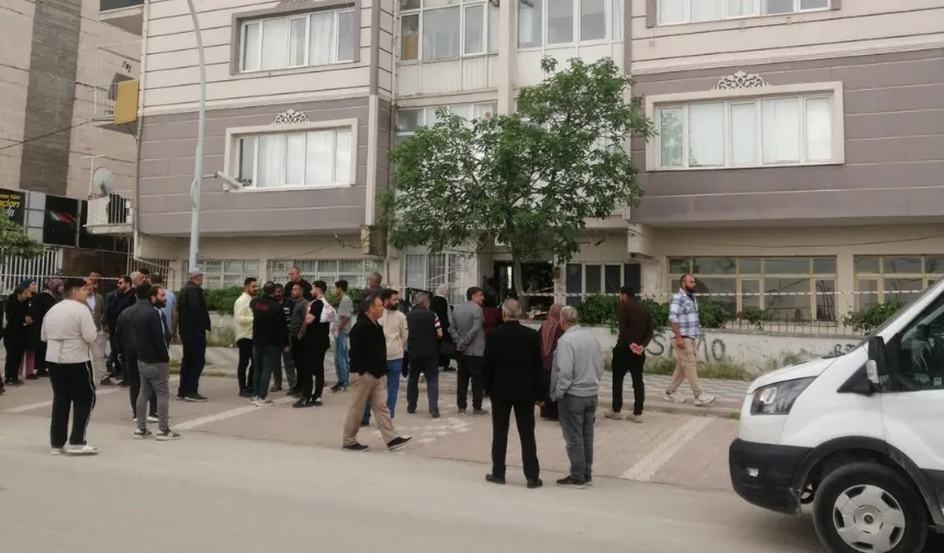 Malatya'daki deprem sonrası o bina boşaltılıyor