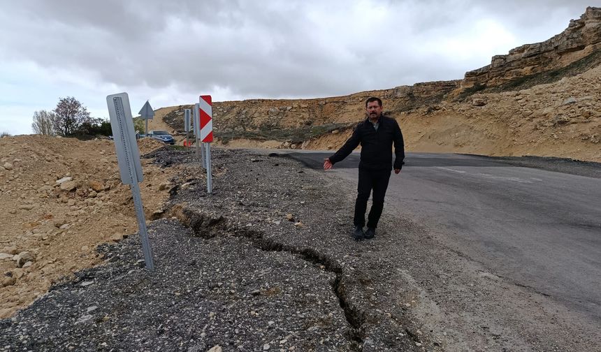 O yol sürücüler için "Kapan" oldu: Her gün daha da derine iniyor!